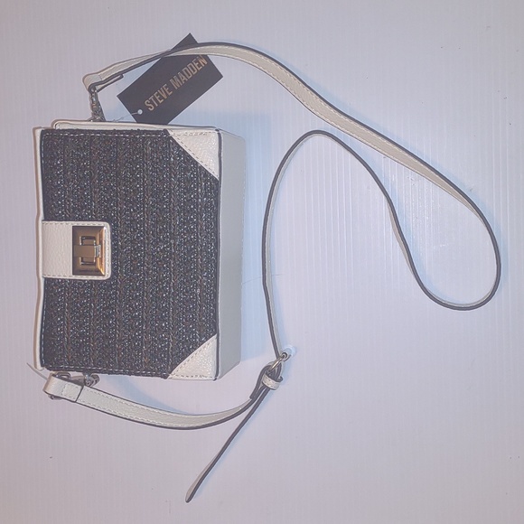 😺STEVE MADDEN BBOXY Crossbody in Black & Cream purse bag - Picture 15 of 15